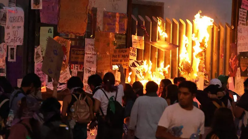Marcha por el Día Internacional de la Mujer en Puebla